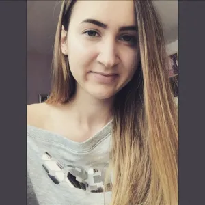 Sarah - Englischlehrerin - Karlsruhe