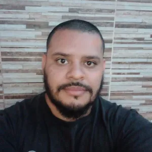 Hernan - Profe de carpintería - Libertador San Martín
