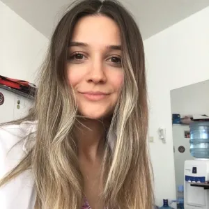 Simge - Türkçe öğretmeni - Çorlu