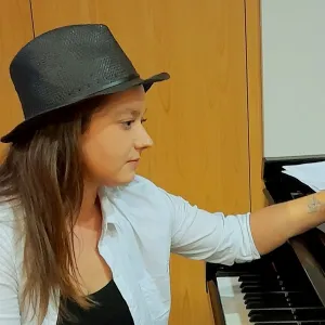 Klaudia - nauczyciela śpiewu - Kraków