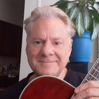 50 year pro teaches the Geometry of guitar course. I will teach you things that a lot of teachers dont know learn your Guitometry jazz based theory for blues, rock, jazz and fusion.