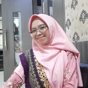 Alfina - Guru bahasa arab - Palembang