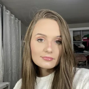 Ana - Prof de direito administrativo - Curitiba