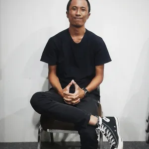 Miracle - Guru gitar akustik - Mataram