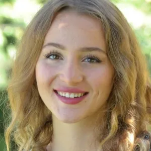 Jade - Prof de préparation concours sciences po - Paris 7e