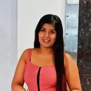 Ishita - Computer programming tutor - Ghaziabad