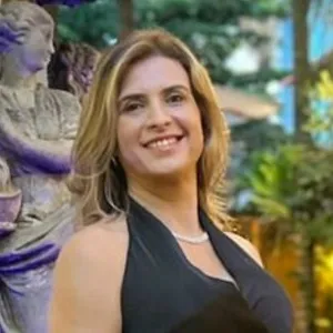 Aline - Prof de liderança - Goiânia