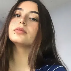 Yasemin - Ödevlere yardım öğretmeni - Gaziantep