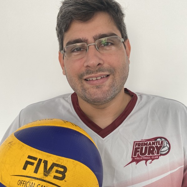 Grade I Volleyball Coach in Portugal with +20 years as a federated athlete and +8 years as a coach (male and female).