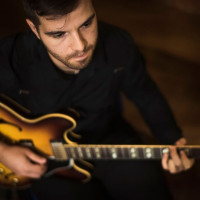 Guitar, ukulele, composition, improvisation lessons. Master in jazz guitar at the conservatory in Italy, 8 years of experience in music teaching.