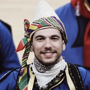 Anıl - Dans öğretmeni - 