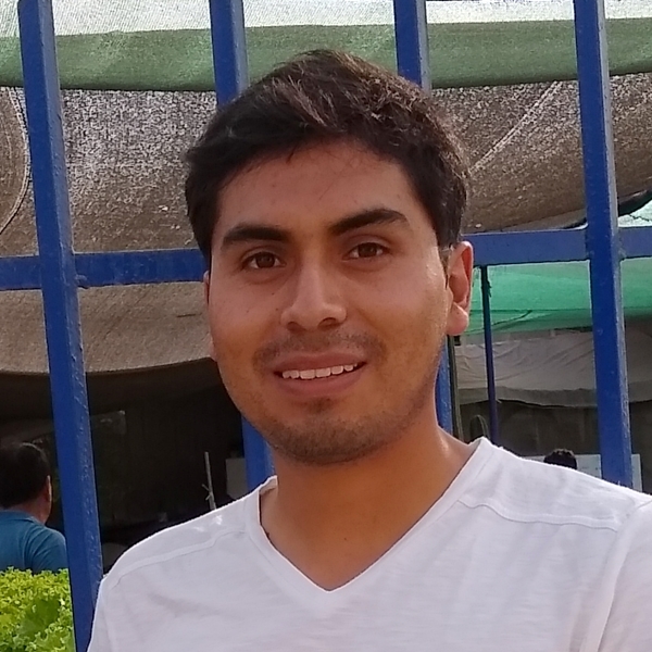 Graduado de la Universidad Nacional del Centro del Peru, de la facultad de ingenieria electrica.