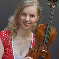 Concert violinist gives lessons in english and french, all ages and levels