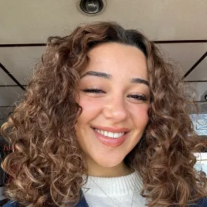 Aleyna buse - Matematik öğretmeni - Alanya