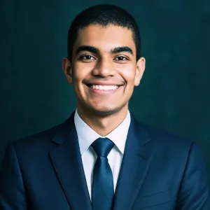 Luiz - Prof de preparação para acesso a escola de gestão - Betim