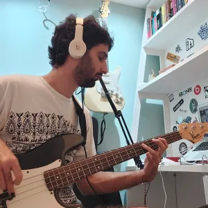 Eduardo - Bass guitar tutor - Brasília