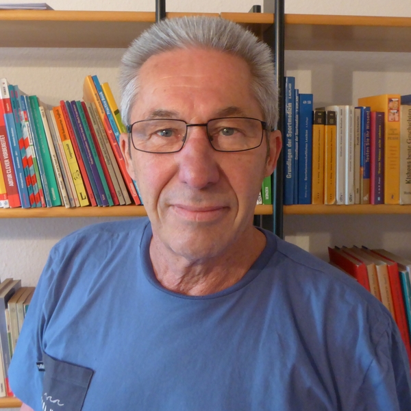 Gymnasiallehrer - kürzlich pensioniert - gibt Englischnachhilfe ab Klasse 5 bis Abi- Vorbereitung im Raum Dortmund
