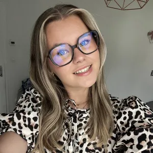 Mélina - Prof de maths - Saint-Léger-les-Vignes