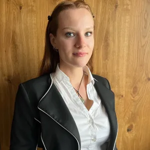 Tanja - Lehrkraft für Deutsch - Fürth