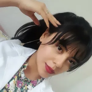 Karina - profesor de aprender a comer bien - Apan
