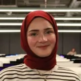 Esra İrem - Bilişime giriş öğretmeni - 