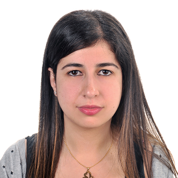 Libanaise qui donne des cours d'arabe pour tous les niveaux et les âges