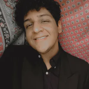 Isaac - profesor de historia - Yuriria