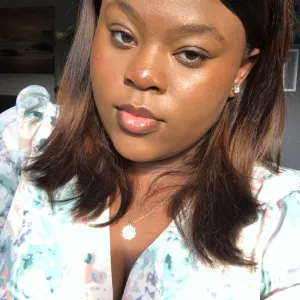 Adaeze - English tutor - Livingston