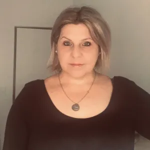 Sonique - English tutor - George