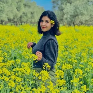 Yasmine - professeur de mathématiques - Saint-Étienne-du-Rouvray