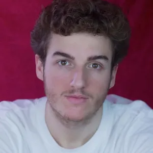 Rémi - Prof de théâtre - Revel