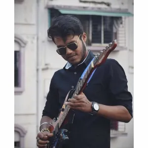 Pritam Majumder - Guitar tutor - Kolkata