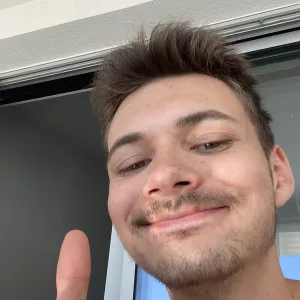 Adrien - Prof de maths - Écully