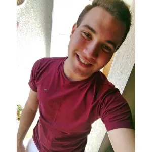 Rafael - Prof de matemática - Cornélio Procópio