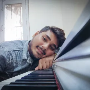 Rishi - Piano tutor - New Delhi