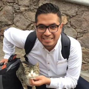 Eduardo Isaac - profesor de español  - San Francisco Coacalco