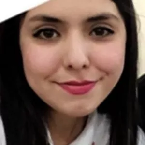 Angie - Profesor de odontología - Toluca