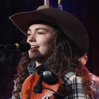 Current college student in West Texas studying Country and Bluegrass music, Jade is a championship fiddler, teacher, performer and occasional construction worker. She has taught for 7 years, and studi