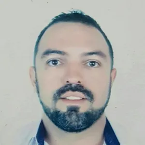 Mikahil - Professor de administração - Piracanjuba