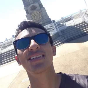 Jeffrey - profesor de artes plásticas - Bogotá