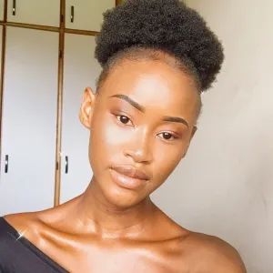 Ncebakazi - Accounting tutor - Diepmeadow