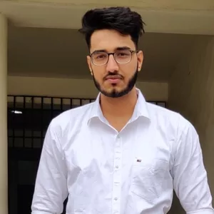 Ñåvêêñ - Maths tutor - Delhi