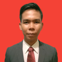 Lulusan S1 Teologi di salah satu Sekolah Tinggi di Jakarta. Bekerja sebagai Admin Accounting di salah satu perusahaan Jasa. Suka dalam mengajar dan mencurahkan pengetahuan dengan hati kepada para muri