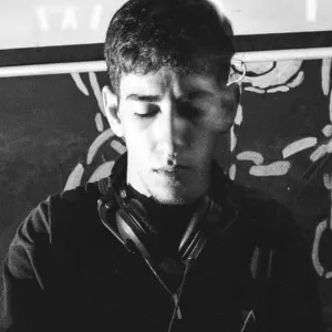 Matias - Profesor DJ - Ezpeleta
