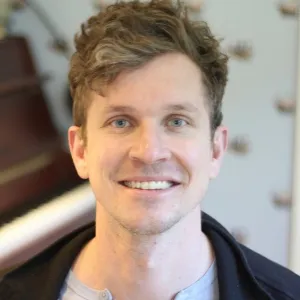 Tom - Guitar tutor - Bromley