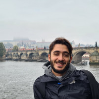 Hi, I just moved to Stockholm from Italy, I’m a sport teacher. I have an excellent level of Italian and English and I offer some online lessons of Italian through English. I have a diploma and I’m stu