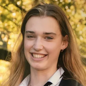 Laura - English tutor - Church Broughton