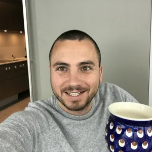 Pau - Spanish tutor - London