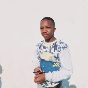 Minenhle - Tourism tutor - Queenstown