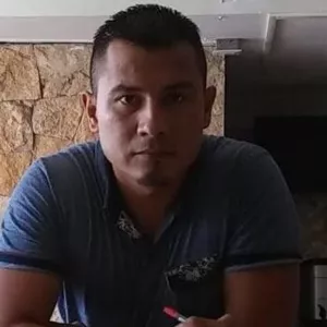 Eduardo - profesor de pintura - Playa del Carmen